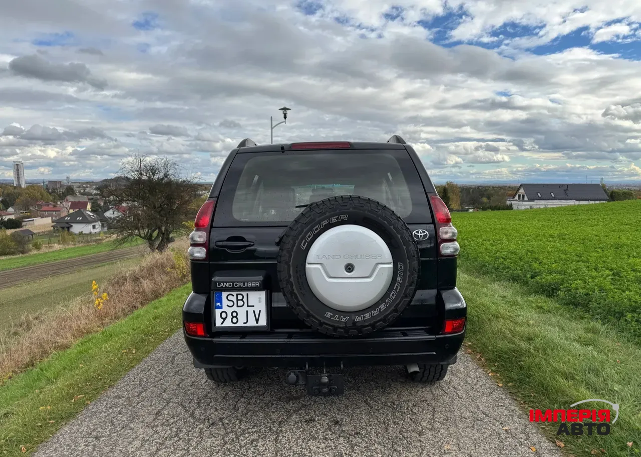 Toyota Land Cruiser Prado - фото 12