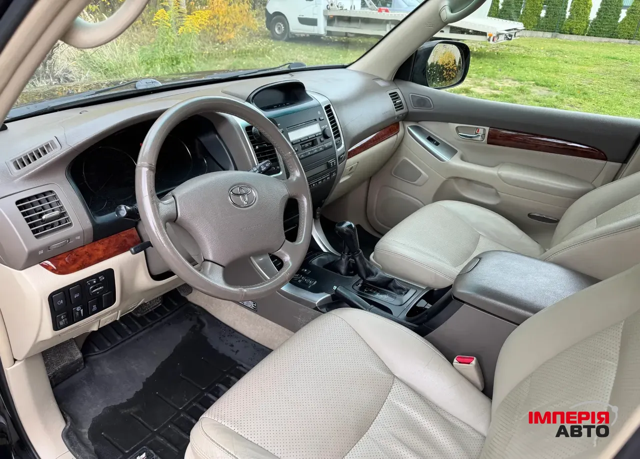 Toyota Land Cruiser Prado - фото 10