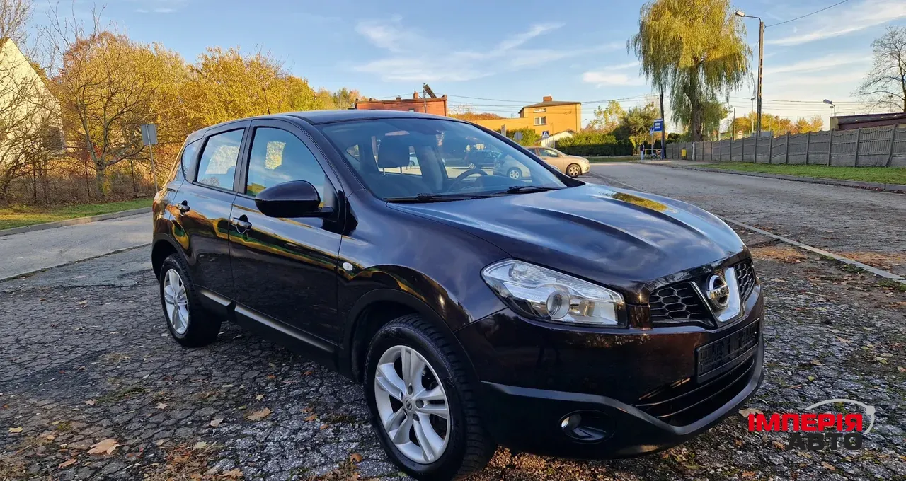 Nissan Qashqai - фото 1