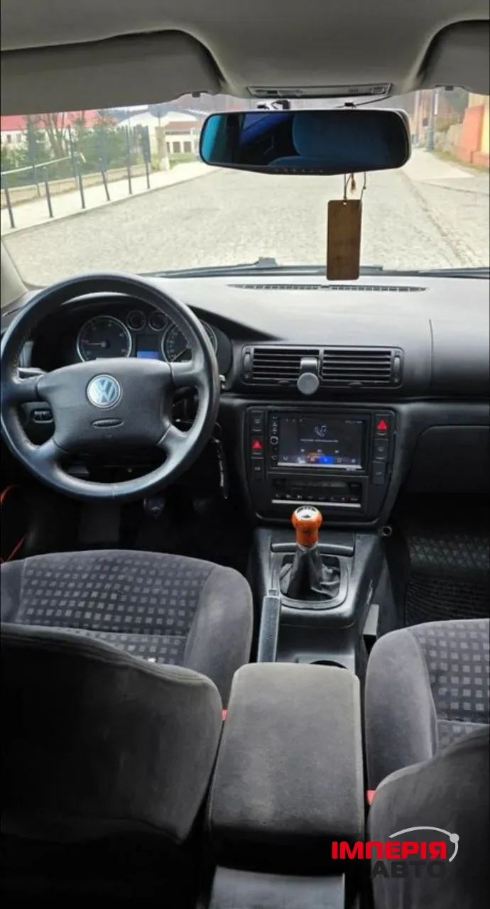 Volkswagen Passat - фото 7