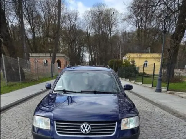 Volkswagen Passat - фото 2