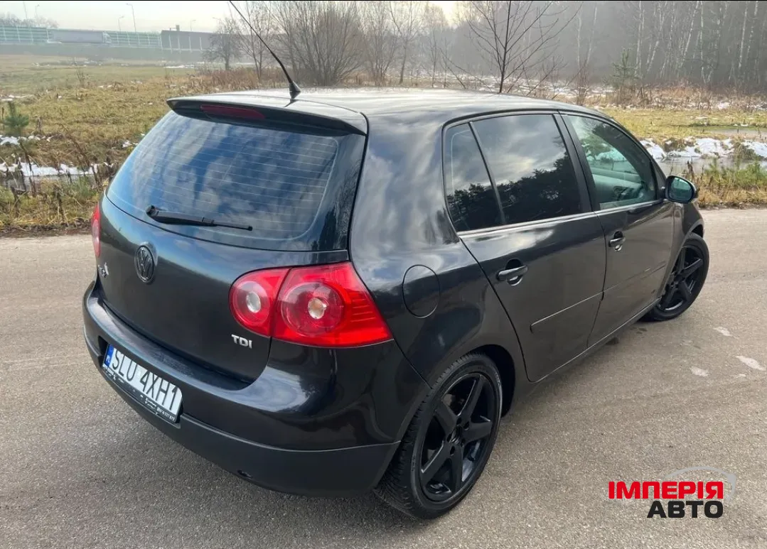 Volkswagen Golf - фото 7