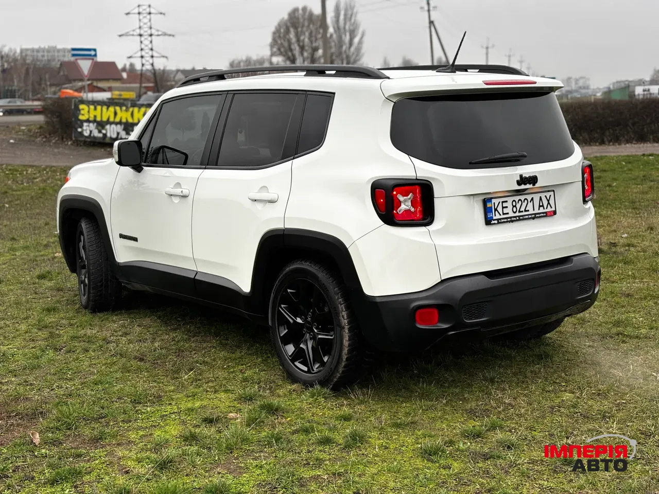 Jeep Renegade - фото 3