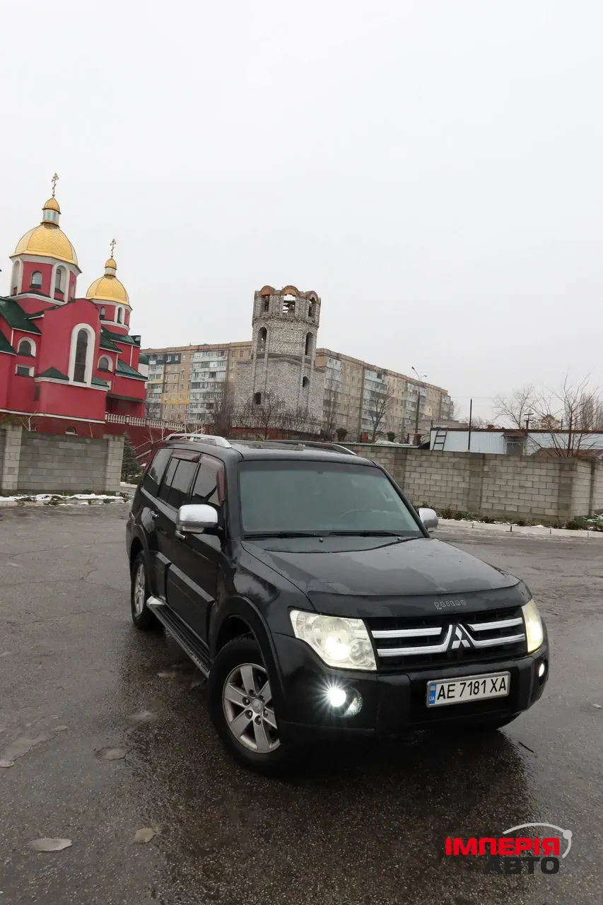 Mitsubishi Pajero - фото 15