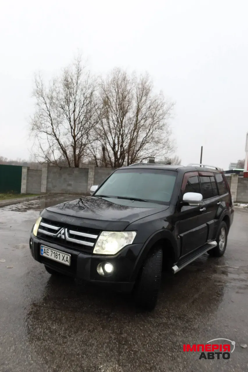 Mitsubishi Pajero - фото 12