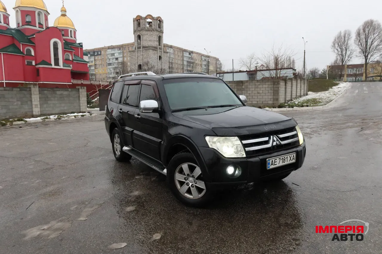 Mitsubishi Pajero - фото 19