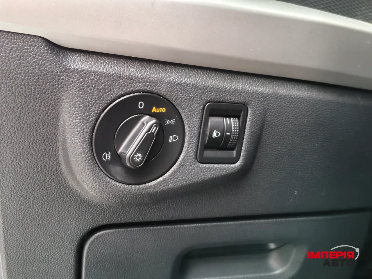 Volkswagen Lavida - фото 30