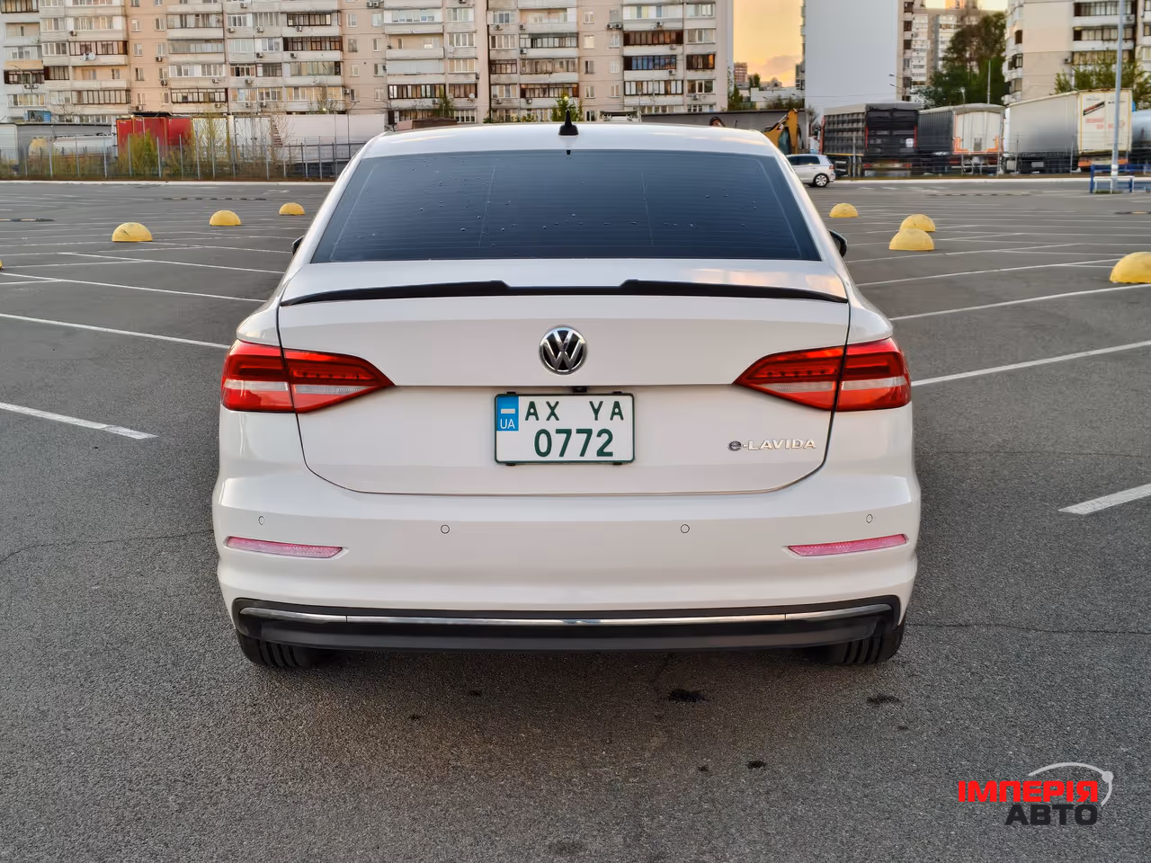 Volkswagen Lavida - фото 4