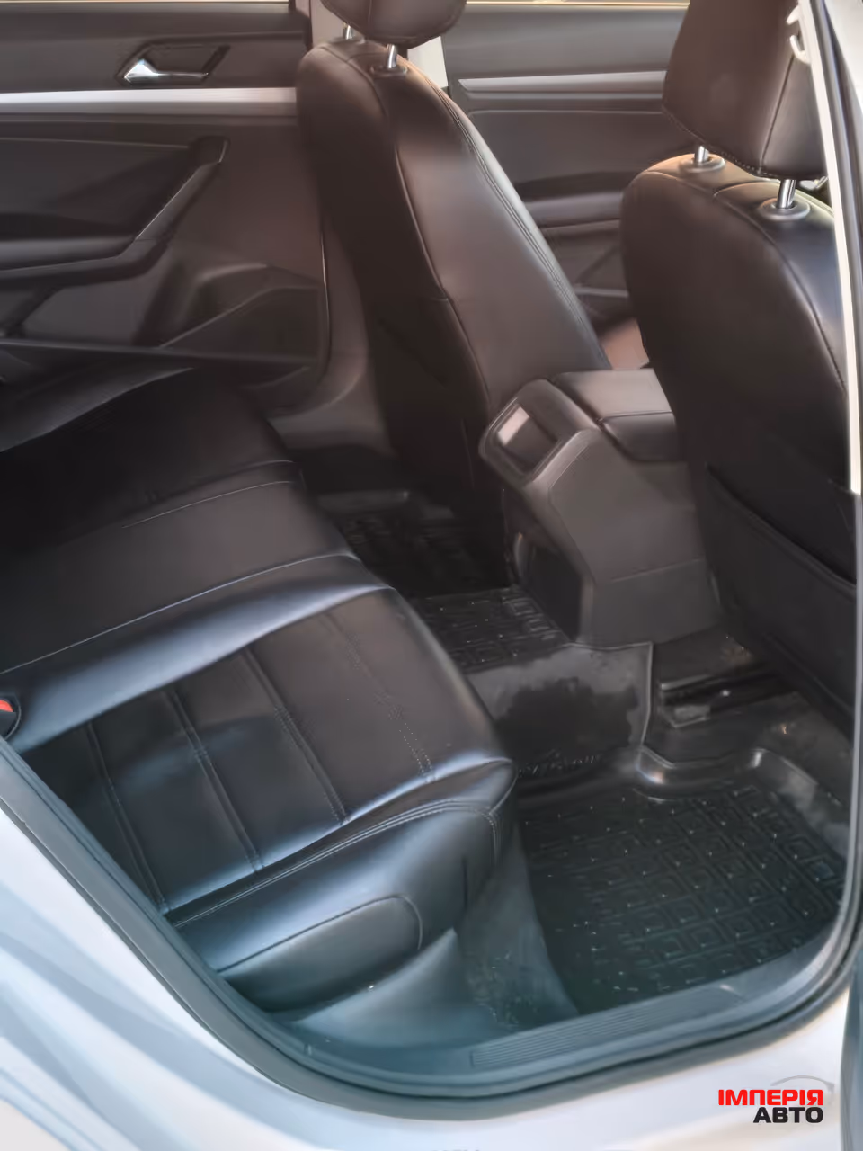 Volkswagen Lavida - фото 38