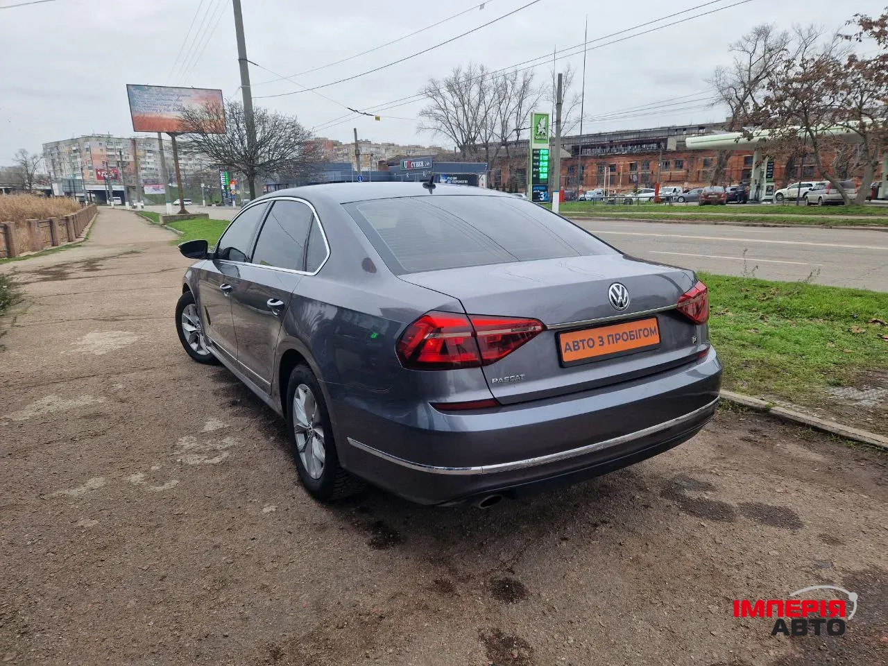 Volkswagen Passat - фото 5