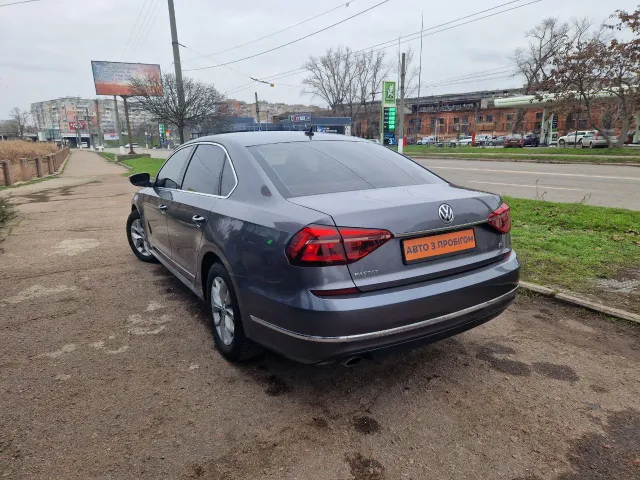 Volkswagen Passat - фото 5