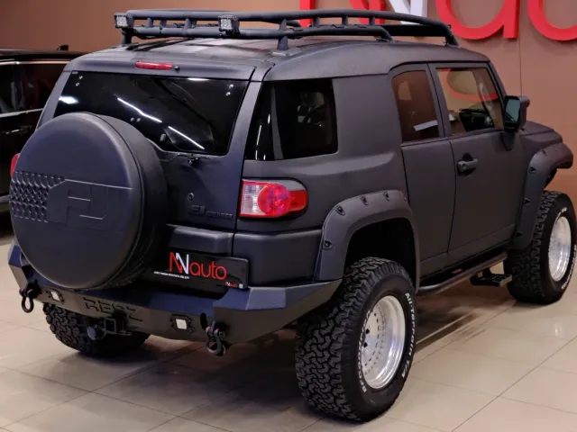 Toyota FJ Cruiser - фото 5