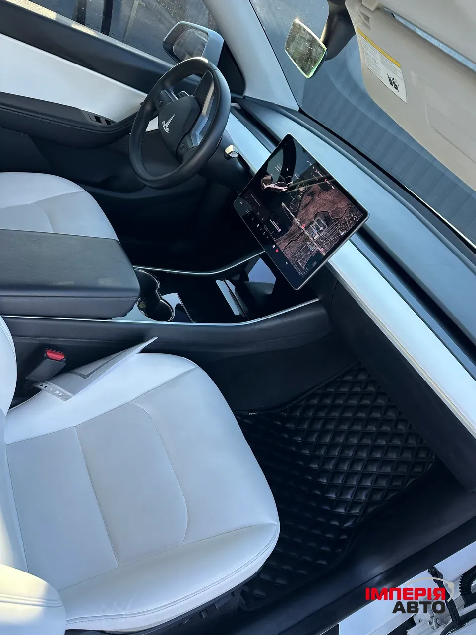 Tesla Model Y - фото 6