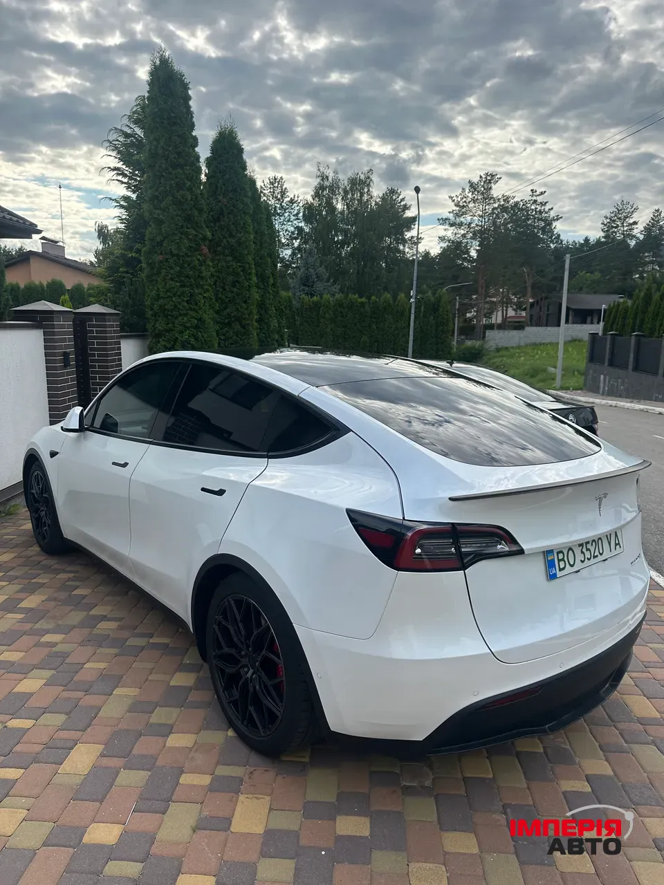 Tesla Model Y - фото 7