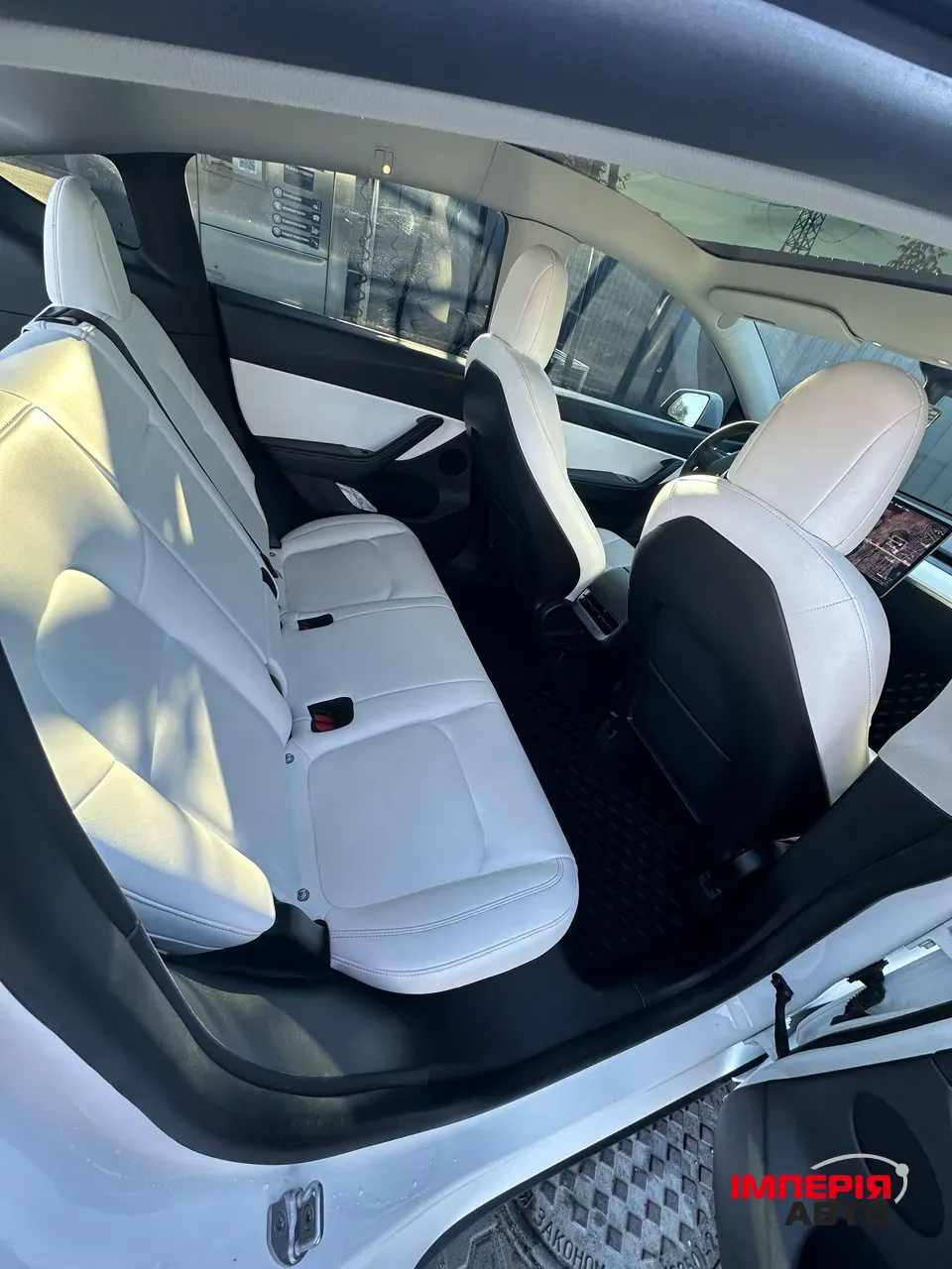 Tesla Model Y - фото 5