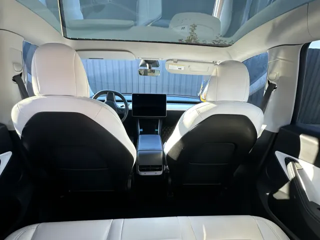 Tesla Model Y - фото 3