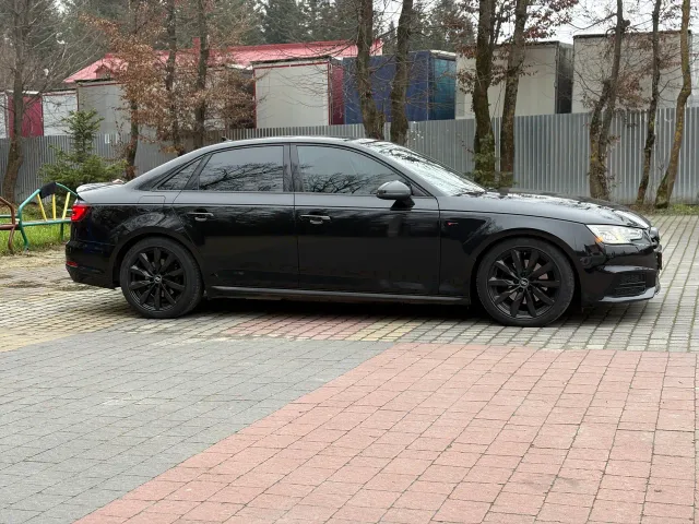 Audi A4 - фото 4