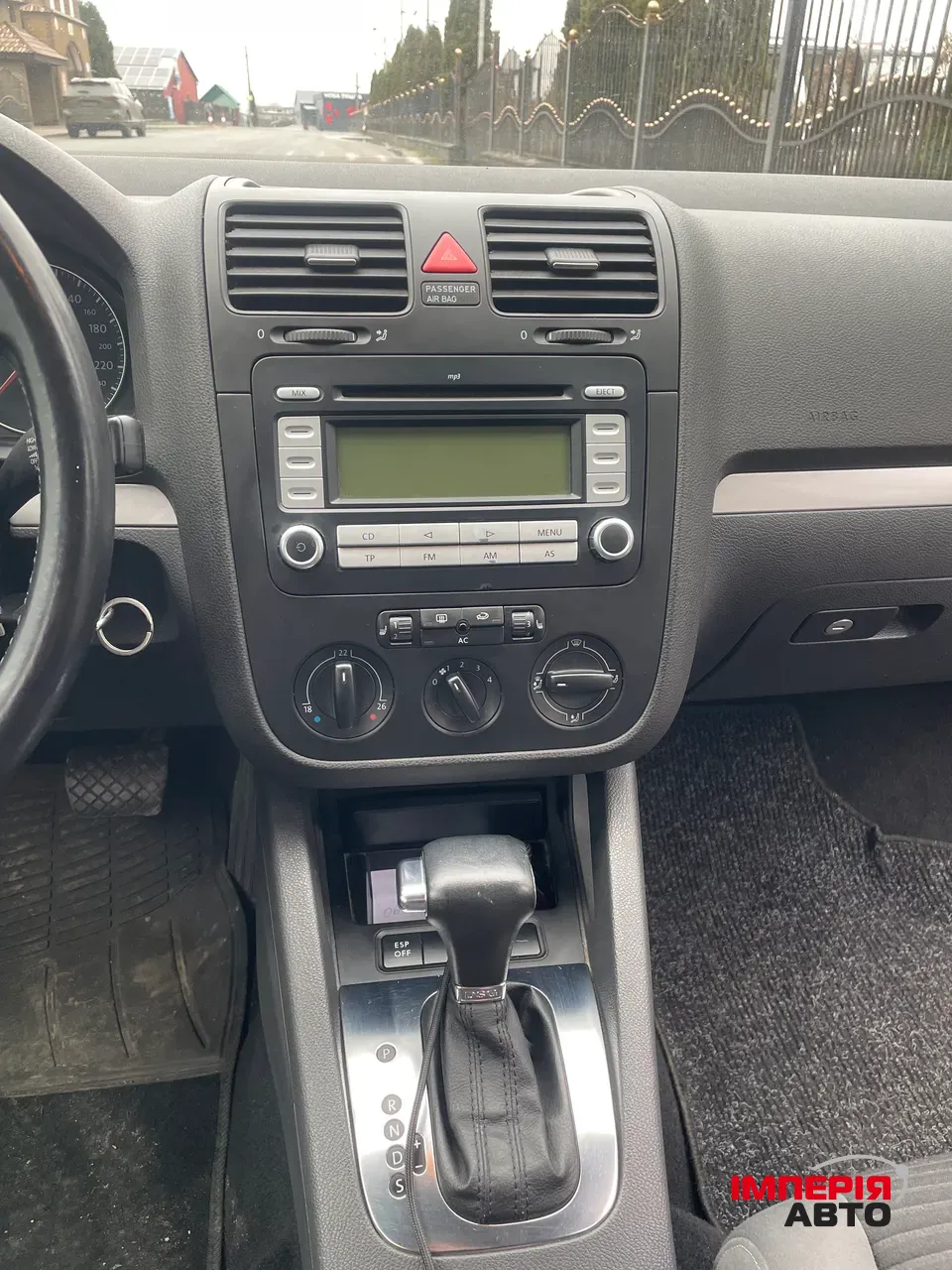 Volkswagen Golf - фото 6