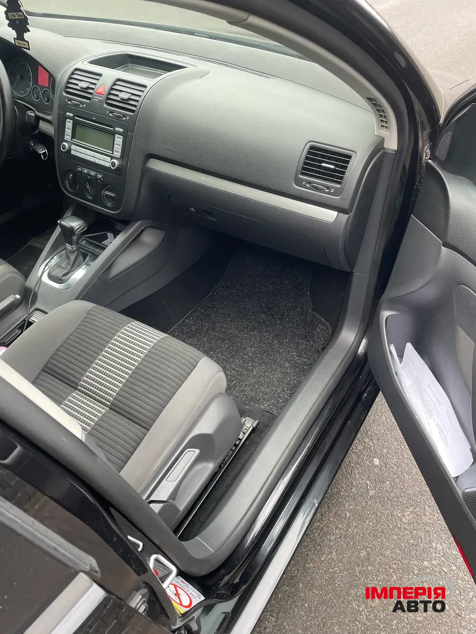 Volkswagen Golf - фото 9