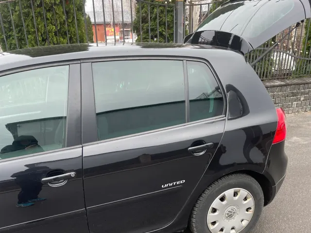 Volkswagen Golf - фото 5