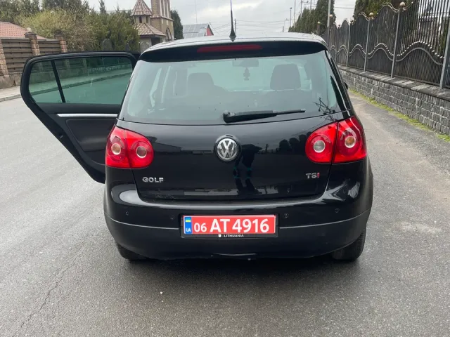 Volkswagen Golf - фото 4