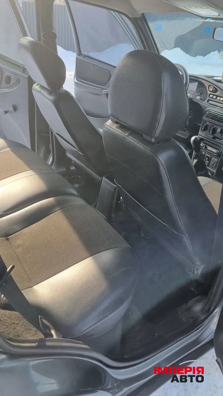Chevrolet Niva - фото 7
