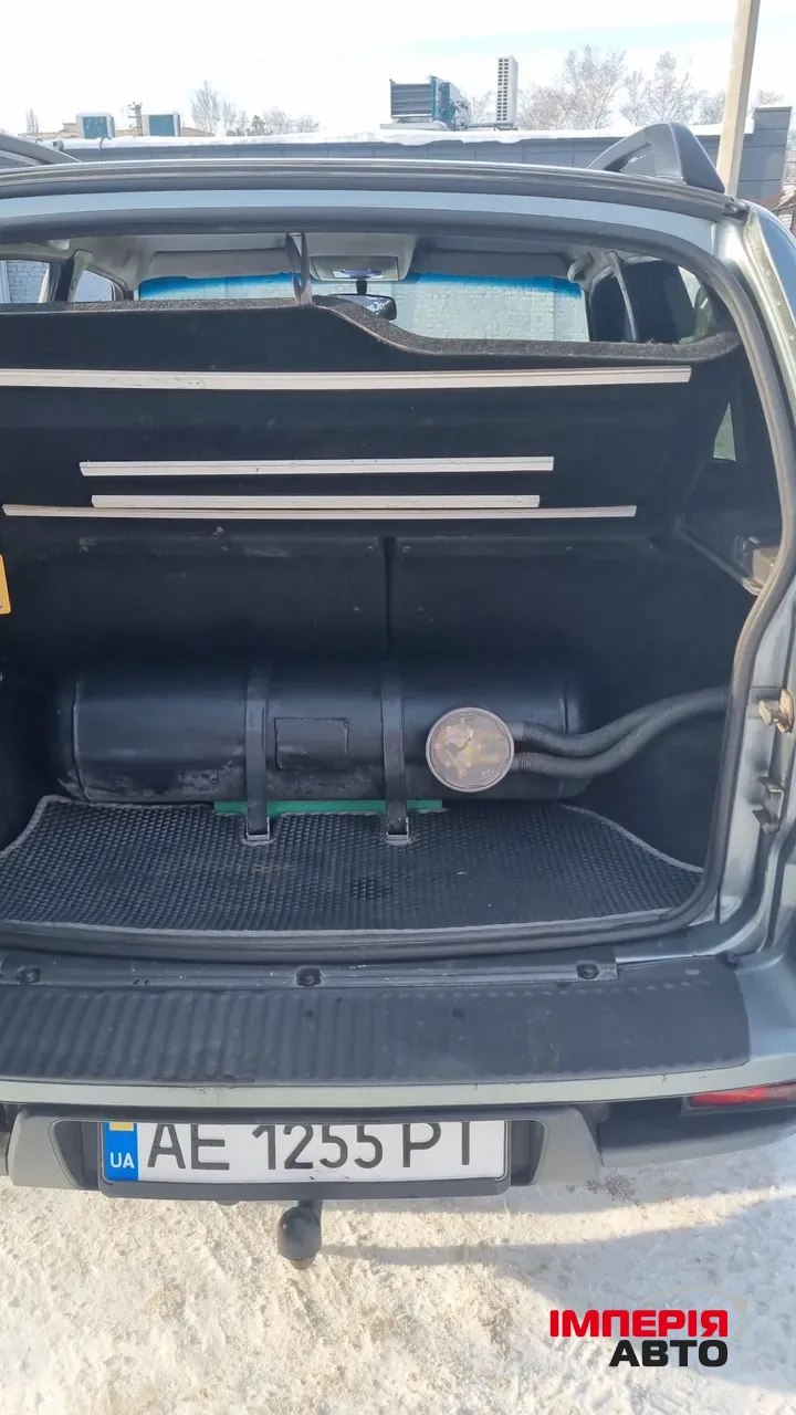 Chevrolet Niva - фото 10