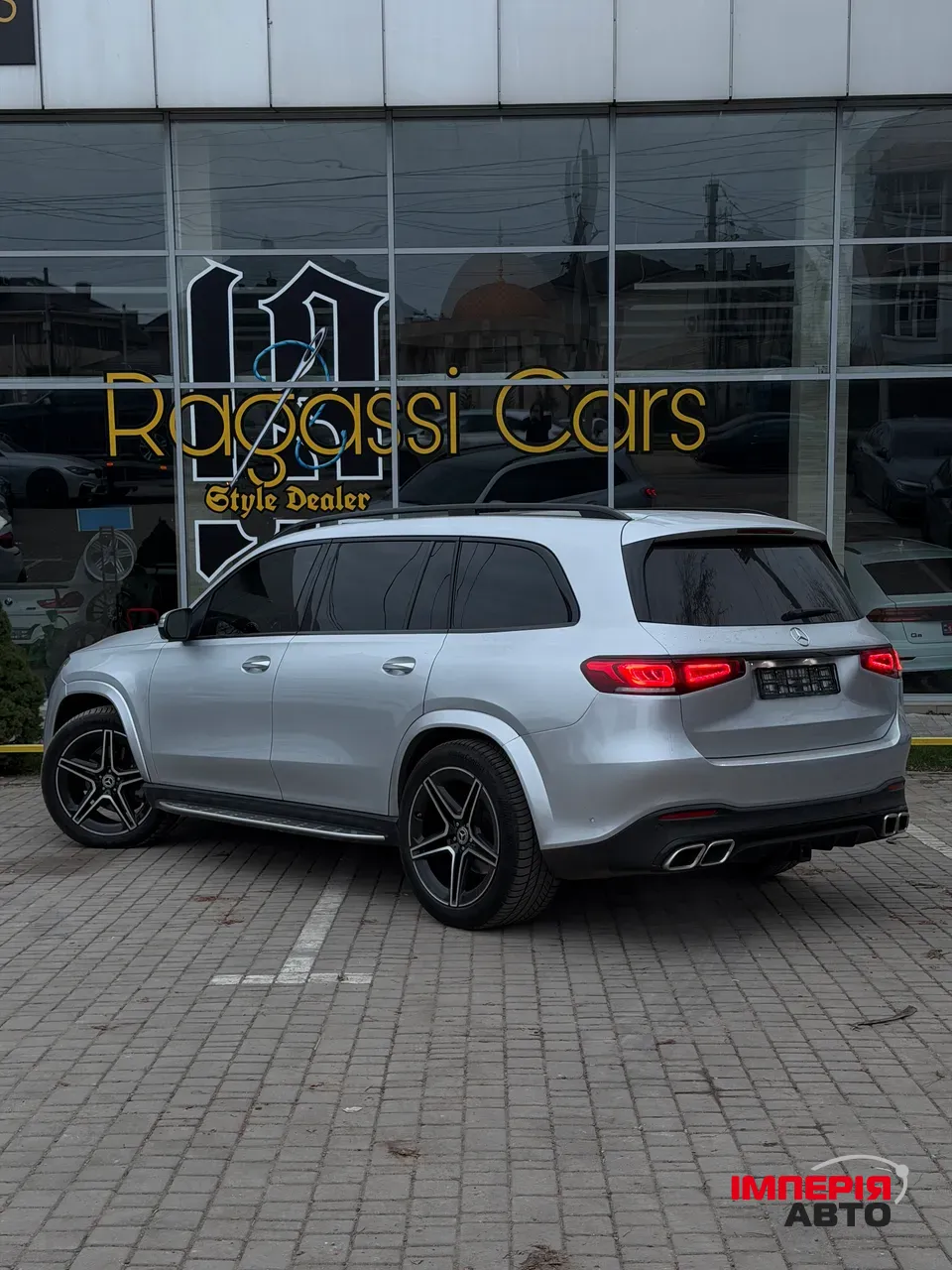 Mercedes-Benz GLS - фото 5