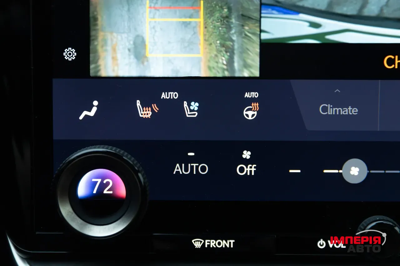 Lexus RZ - фото 7