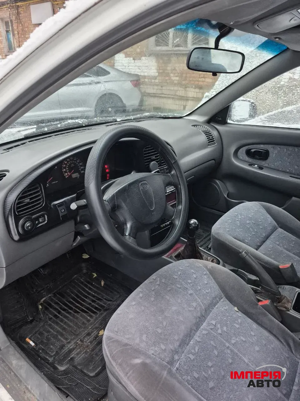 Kia Sephia - фото 4