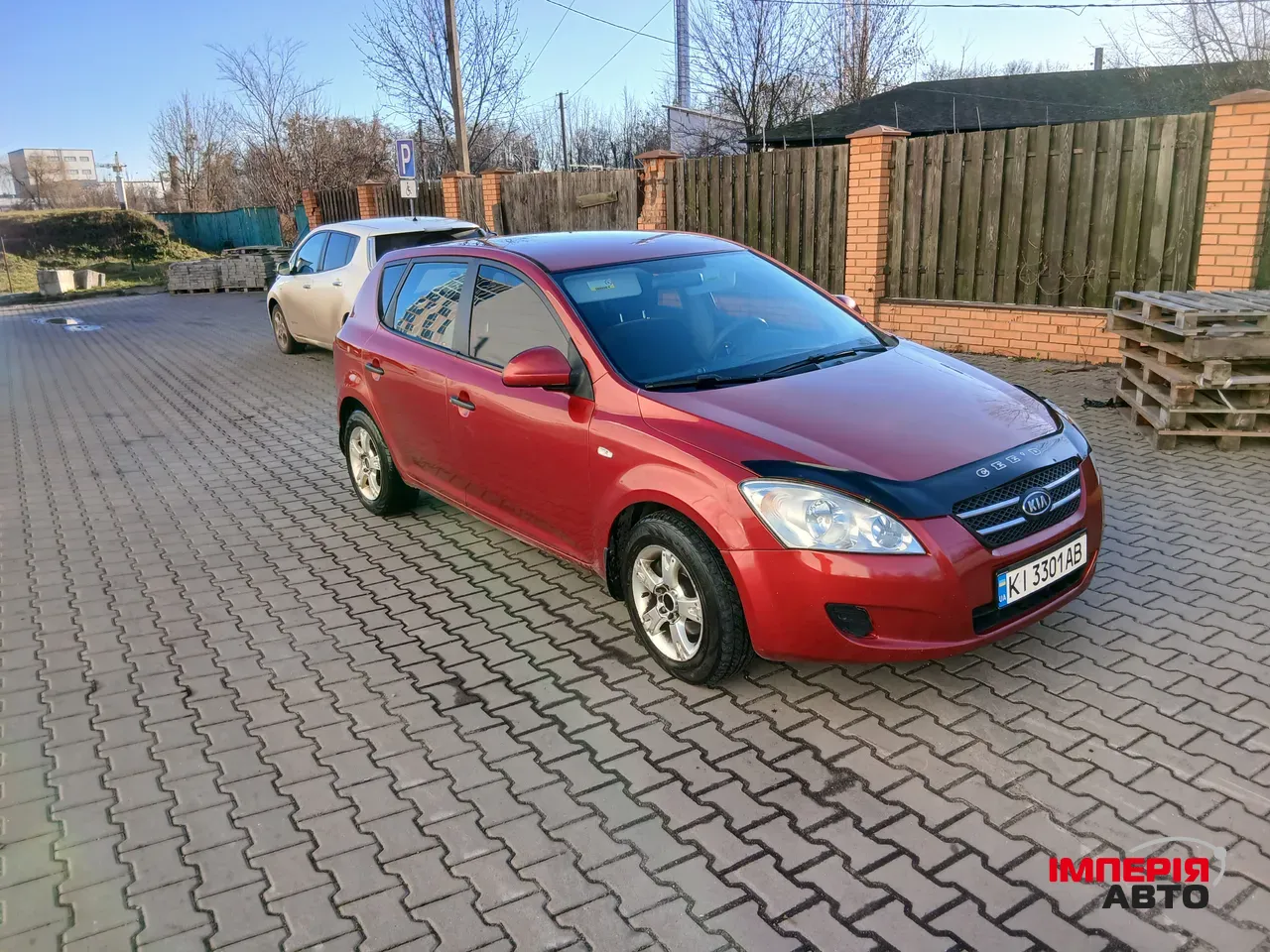 Kia Ceed - фото 1
