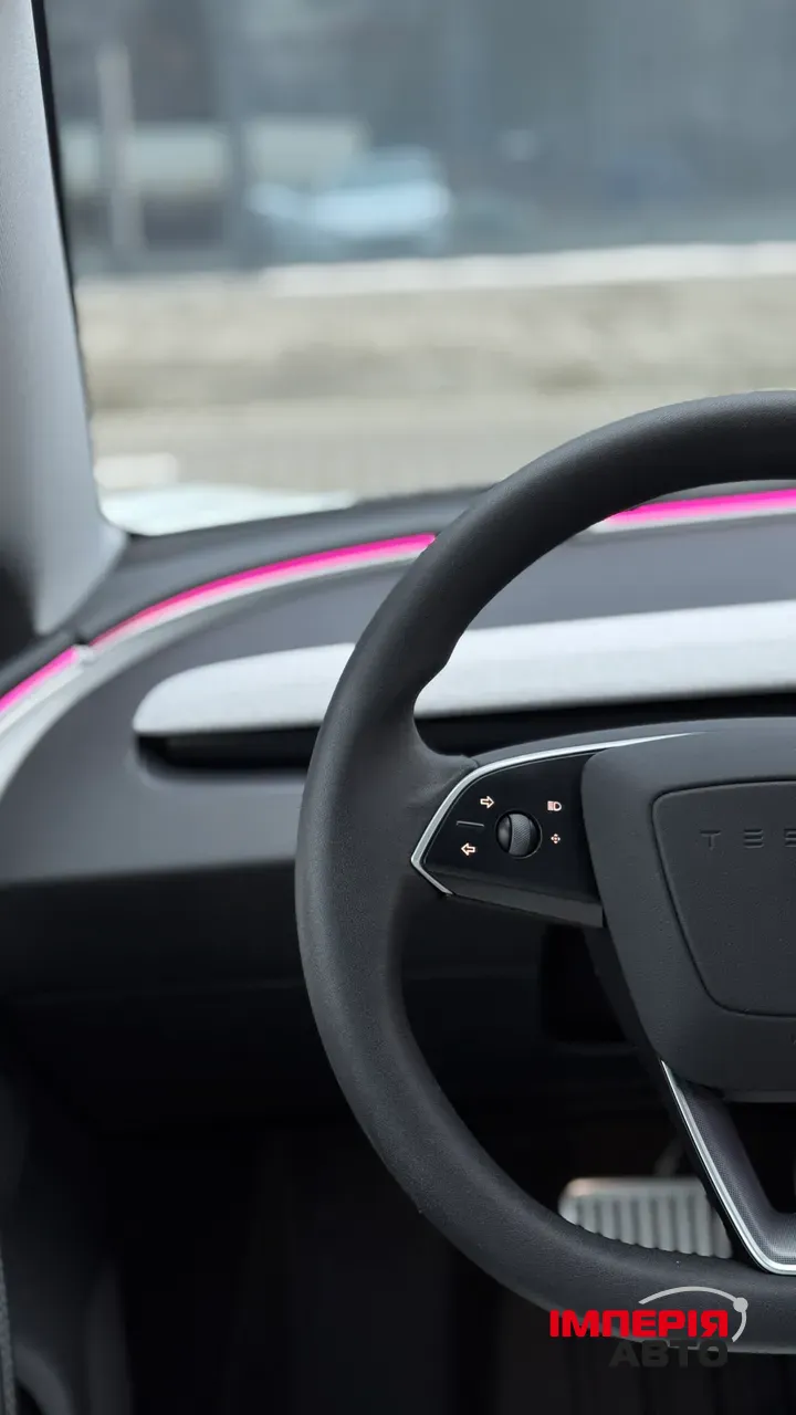 Tesla Model 3 - фото 30