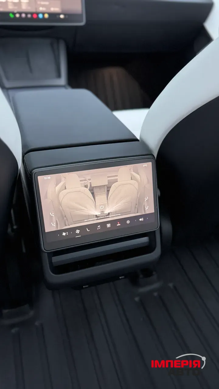 Tesla Model 3 - фото 25