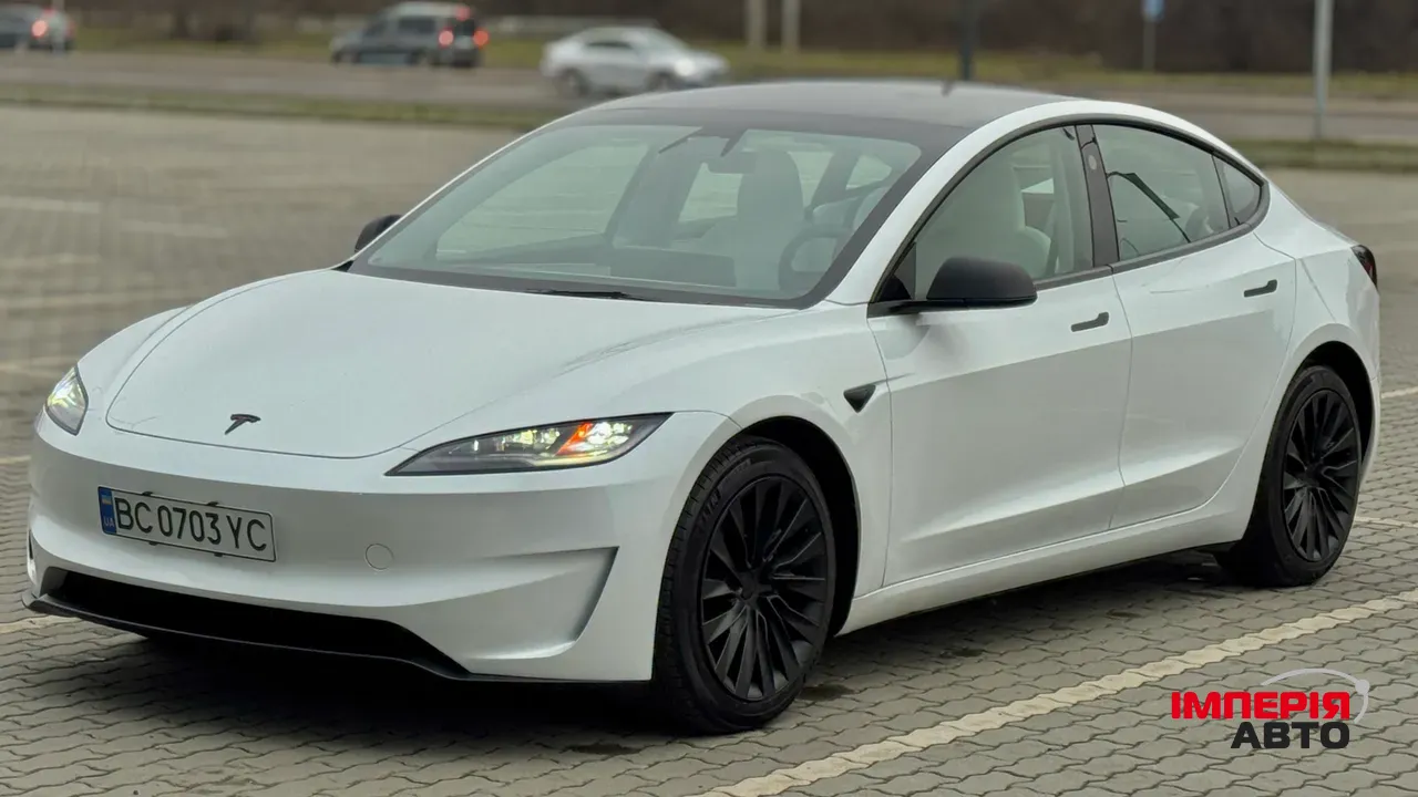 Tesla Model 3 - фото 5