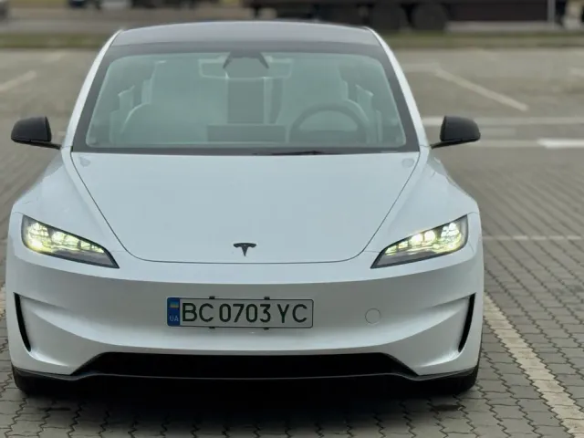 Tesla Model 3 - фото 4