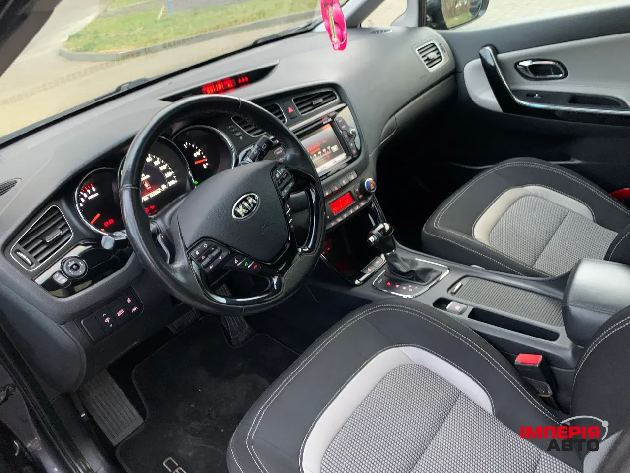 Kia Ceed - фото 17