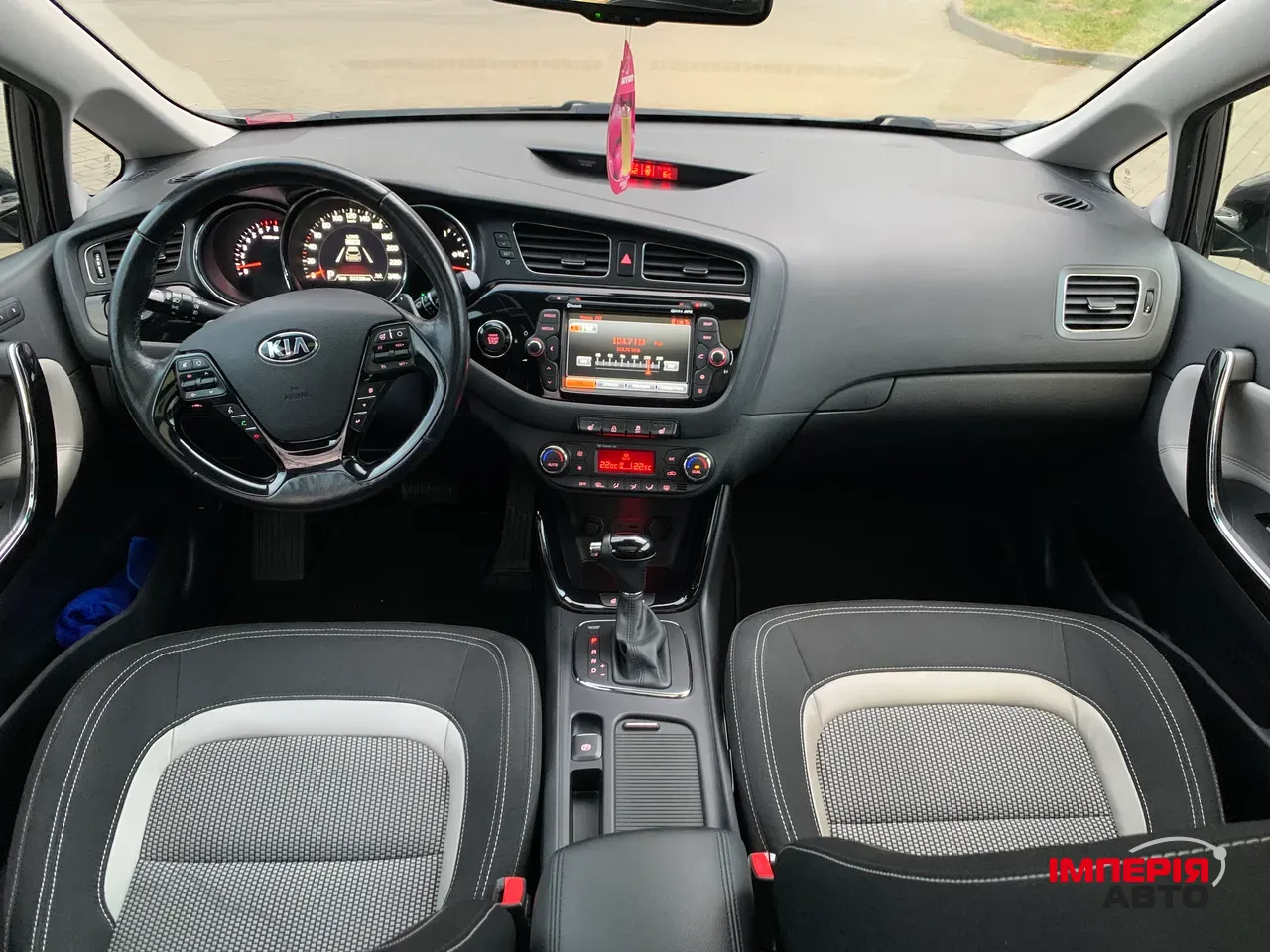 Kia Ceed - фото 26