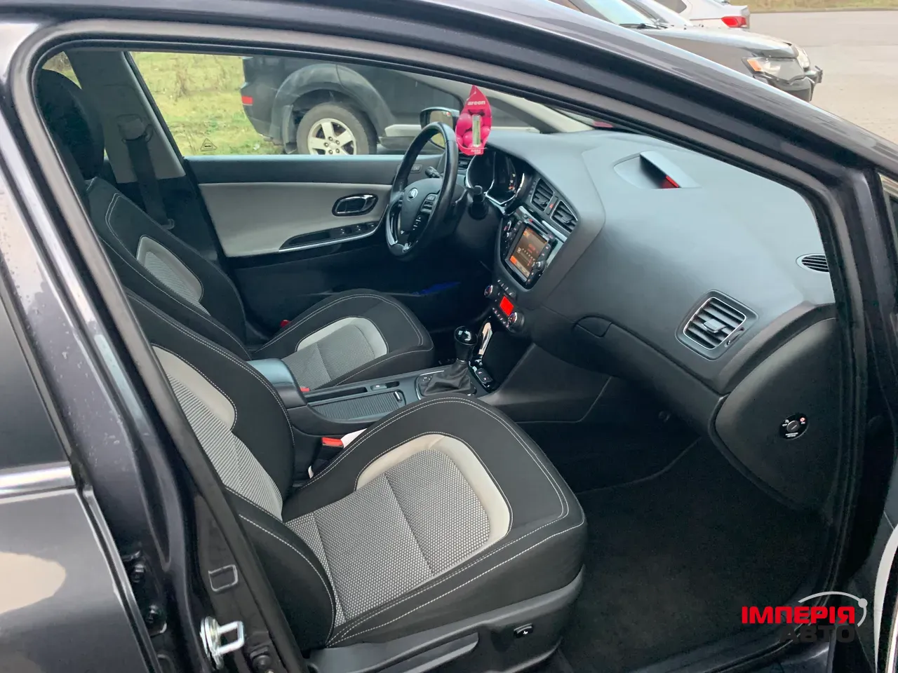 Kia Ceed - фото 14