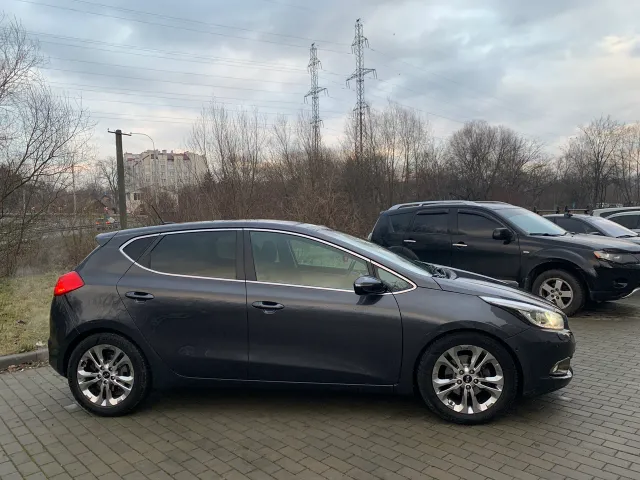 Kia Ceed - фото 3