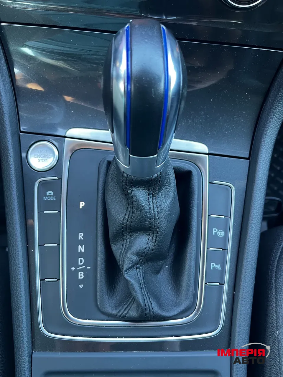 Volkswagen Golf - фото 10