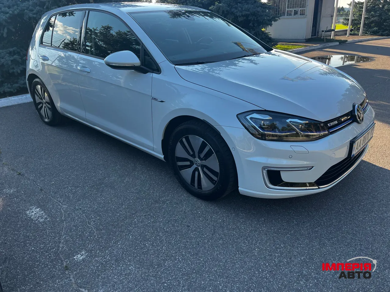 Volkswagen Golf - фото 17