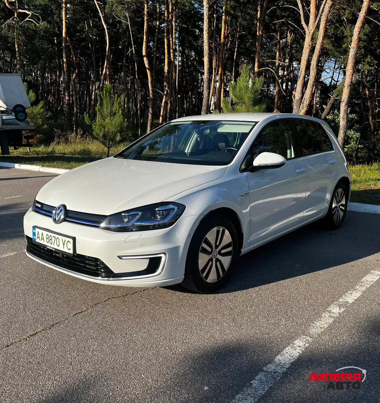 Volkswagen Golf - фото 1