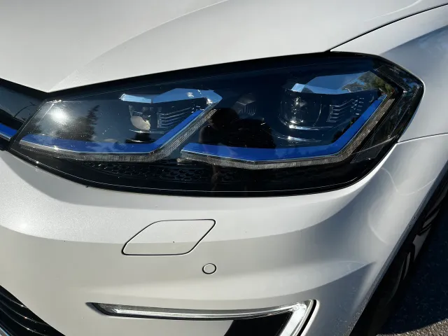 Volkswagen Golf - фото 5