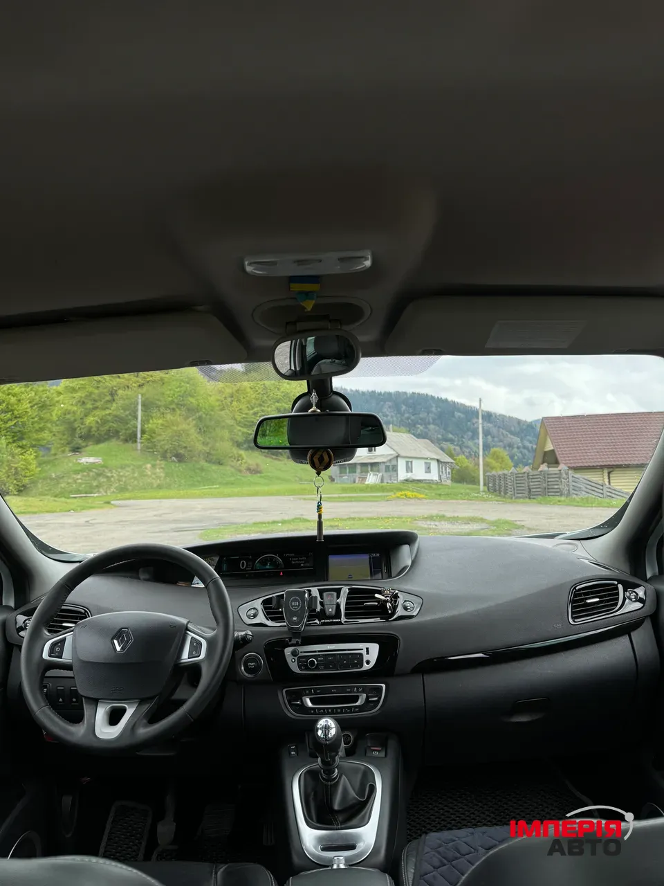 Renault Scenic - фото 6