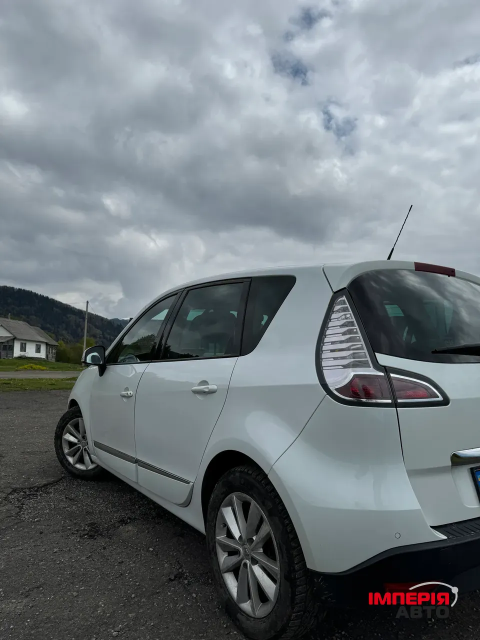 Renault Scenic - фото 3