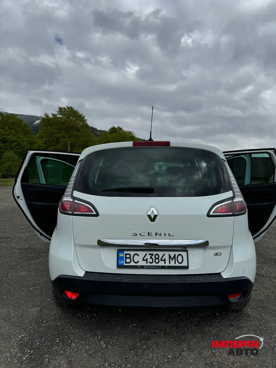 Renault Scenic - фото 4