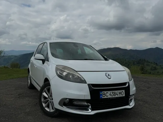 Renault Scenic - фото 1