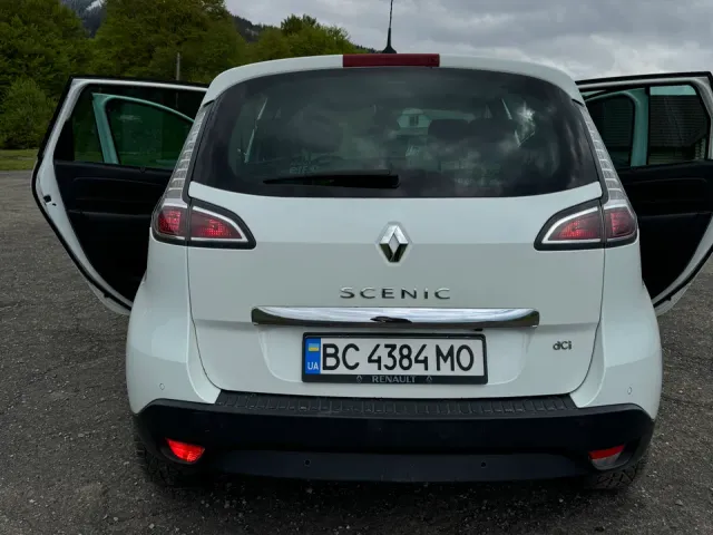 Renault Scenic - фото 4