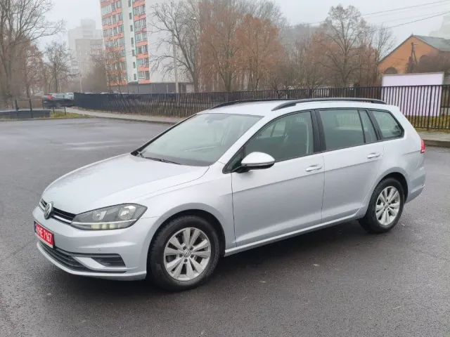 Volkswagen Golf - фото 3