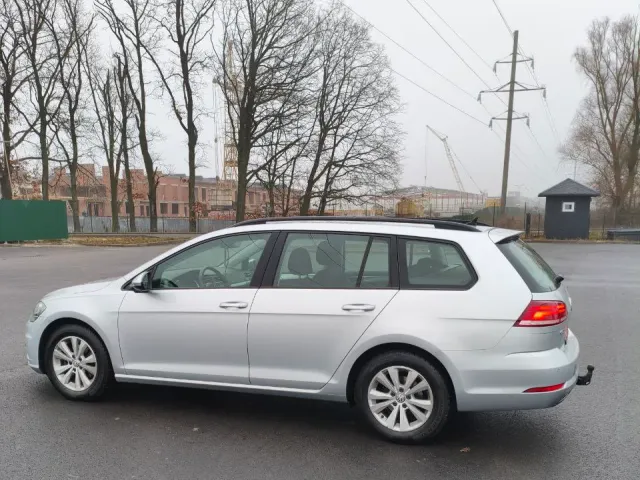 Volkswagen Golf - фото 4